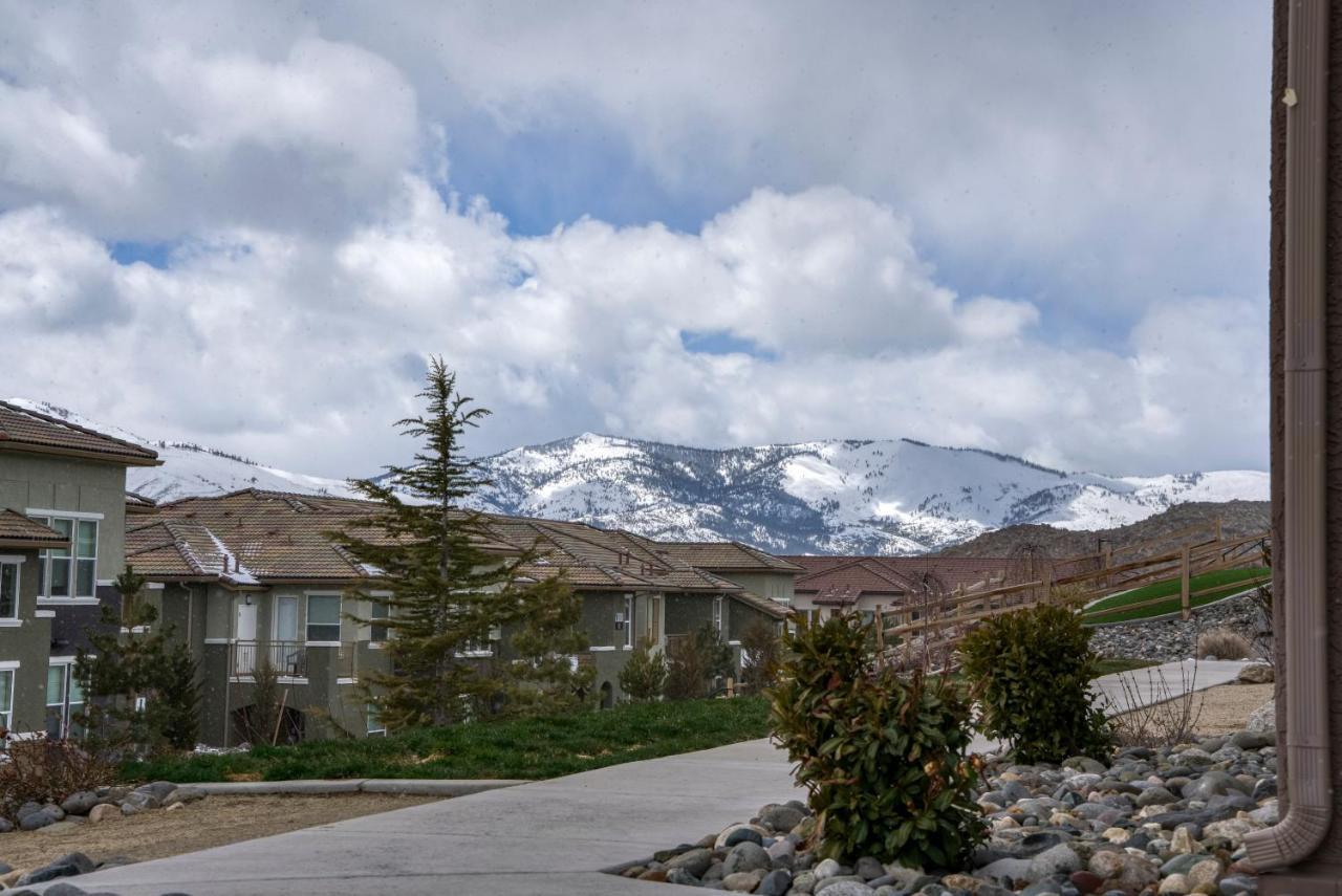 Luxury Retreat - King Beds, Hot Tub, & Pool - Family & Remote Work Friendly Apartment Reno Exterior photo